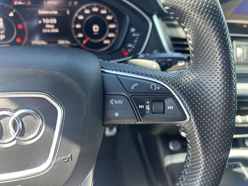 Audi Q5 2.0 TDi 140kW - fotka 16 z 27