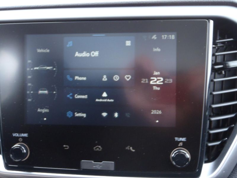 Isuzu D-Max Double Cab LS - fotka 21 z 25