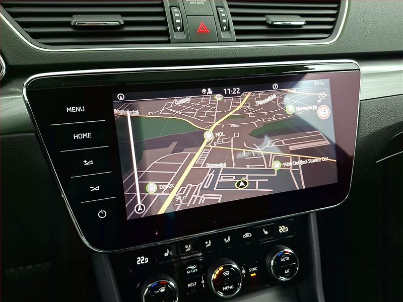 Škoda Superb (2021) Ambition 2.0 TDI - fotka 18 z 20