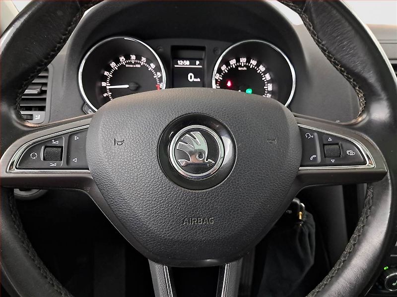 Škoda Yeti (2016) 2.0 TDI, 4X4, Automat, Navi - fotka 17 z 20