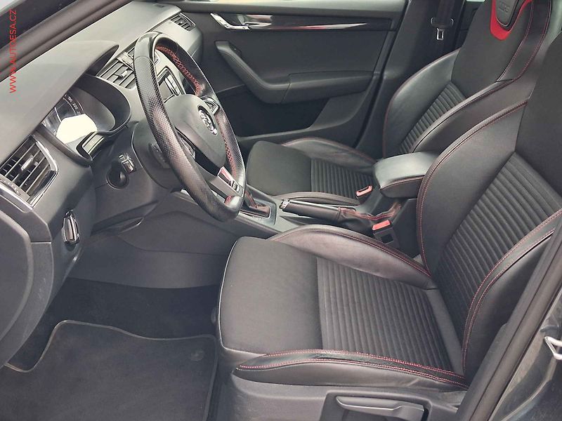 Škoda Octavia (2016) 2.0 TDi, RS Challange, DSG - fotka 9 z 24