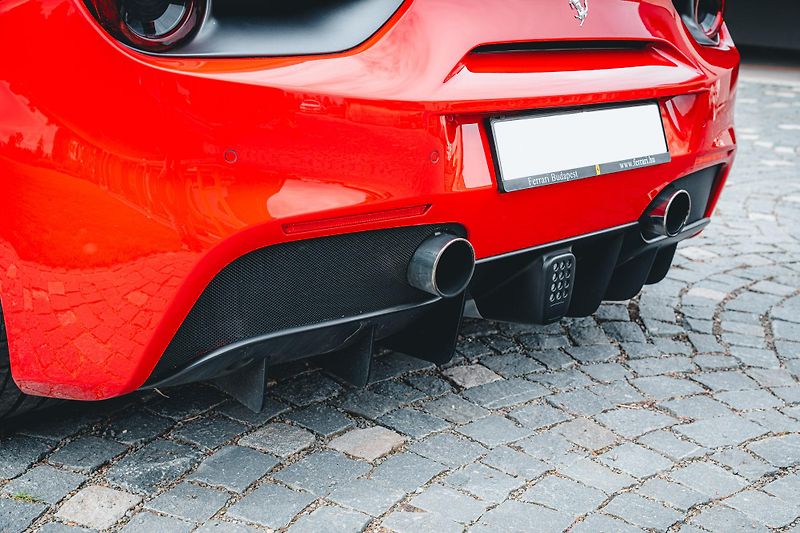 Ferrari 488 GTB - fotka 8 z 46