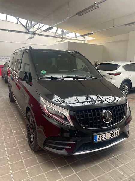 Mercedes-Benz Třídy V 250 d Exclusive , AMG, 4 MATIC - fotka 2 z 27