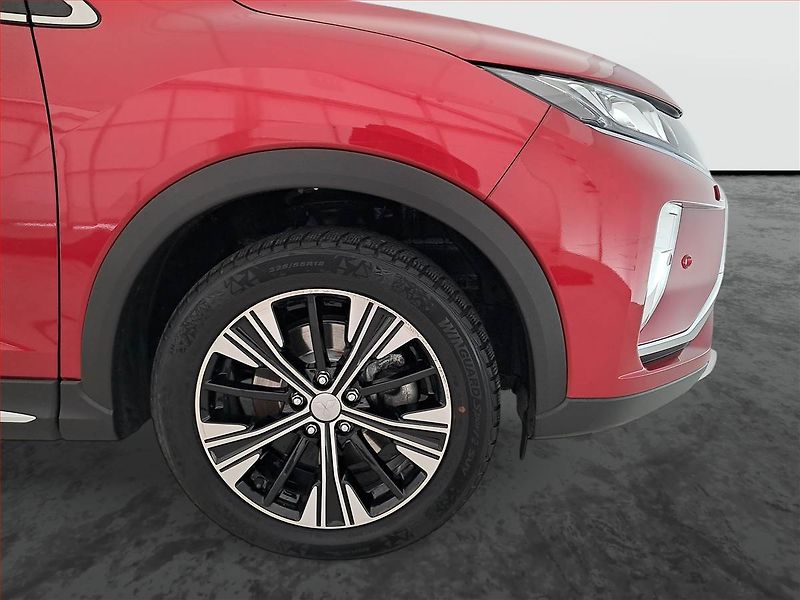 Mitsubishi Eclipse Cross (2020) 1.5 T-MIVEC - fotka 15 z 19