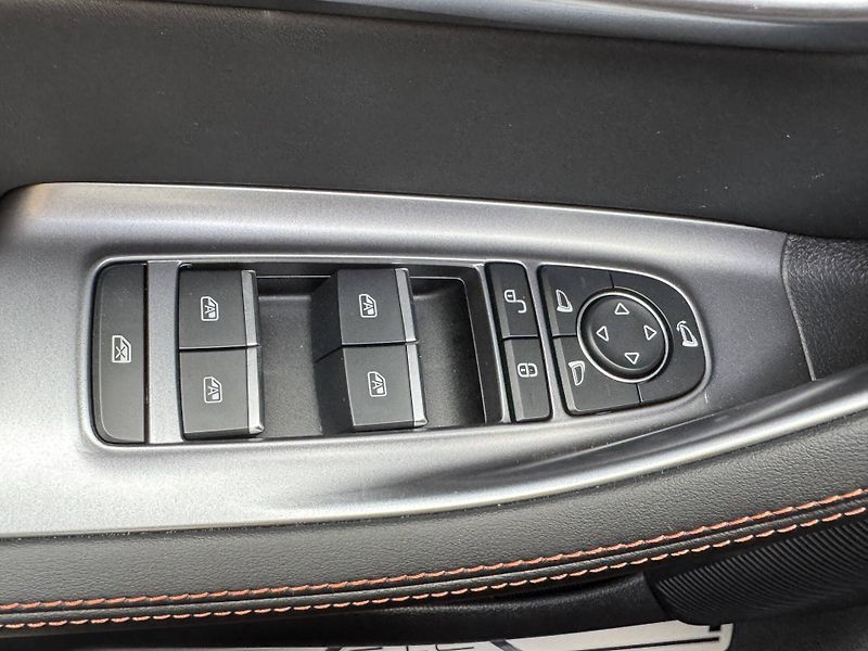 BYD Seal U (2026) Design AWD 1,5 - fotka 27 z 27