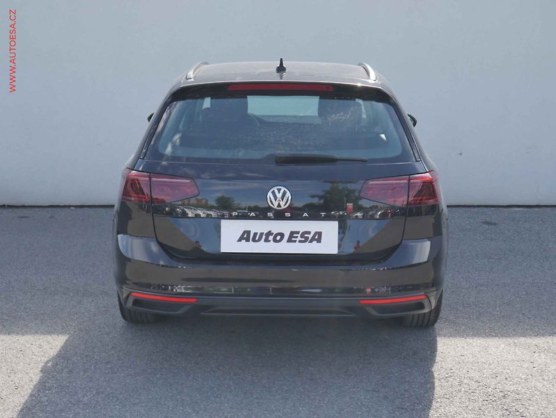 Volkswagen Passat (2019) 2.0TDi, DSG, LED, navi - fotka 5 z 13