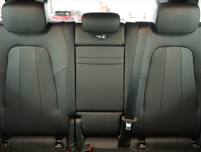 Mercedes-Benz EQB (2022) 250, SoH 98% - fotka 10 z 23