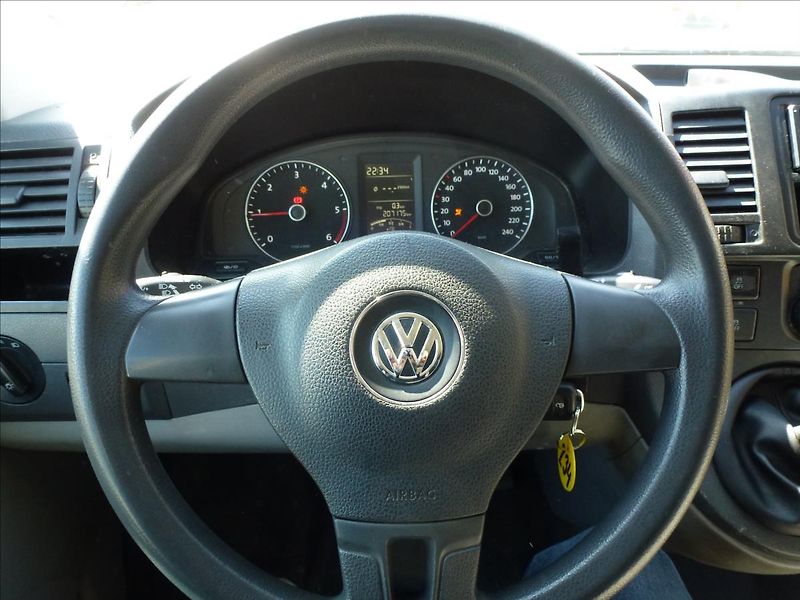 Volkswagen Transporter 2,0 TDI Pojízdná dílna - fotka 41 z 55