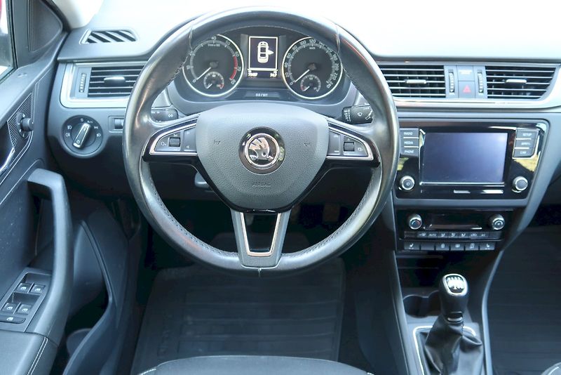 Škoda Rapid (2019) Style Plus 1.0 TSI 81 kW - fotka 17 z 25