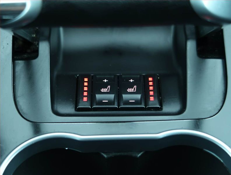 Ford S-MAX (2013) 2.0 TDCi, Navi, Xenony - fotka 17 z 17