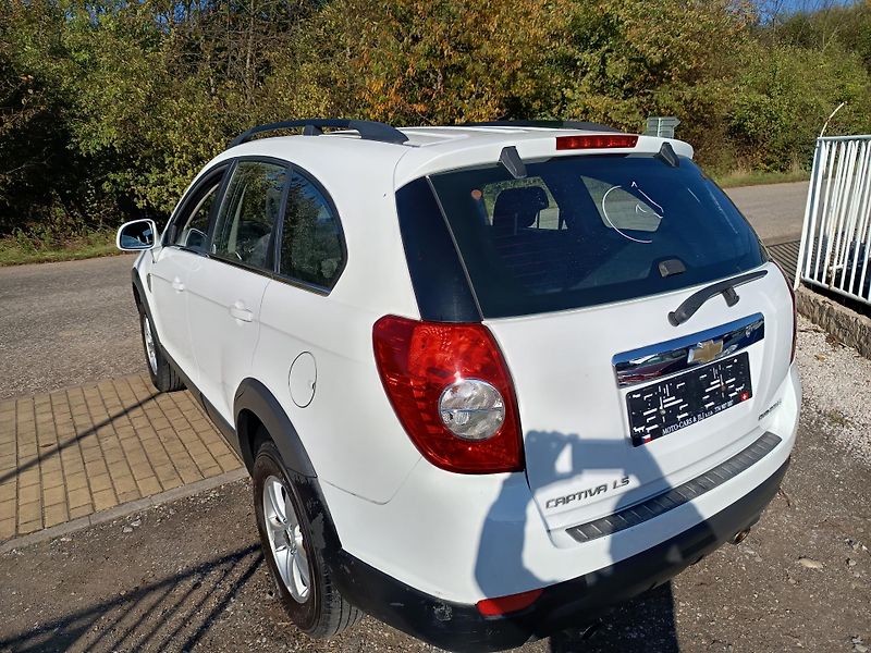 Chevrolet Captiva (2011) 2.4 100Kw  - fotka 21 z 52