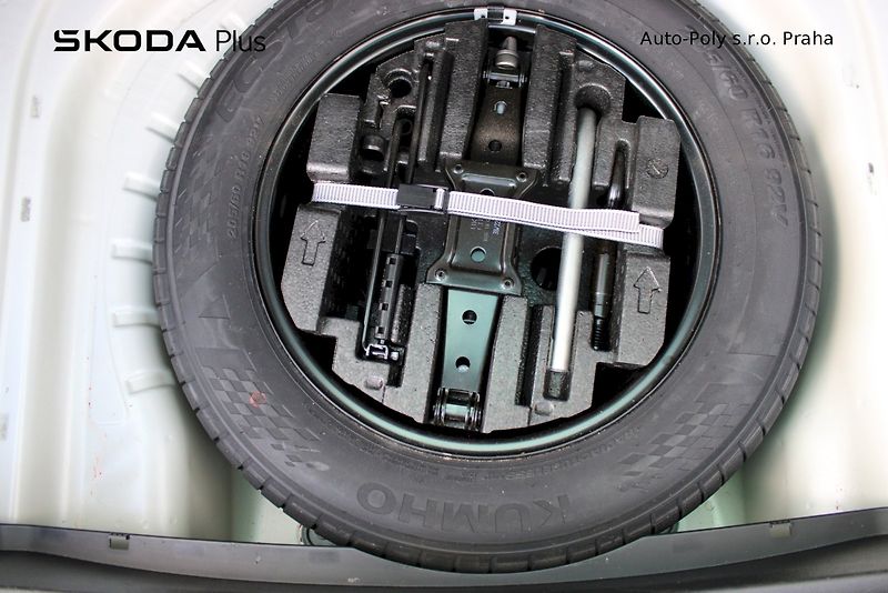 Škoda Octavia (2023) 1.5 TSI 110 kW Style Plus - fotka 25 z 25