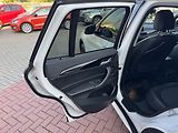 BMW X1 (2020) 2.0d Xdrive Navi 4x4 LED - náhled 31
