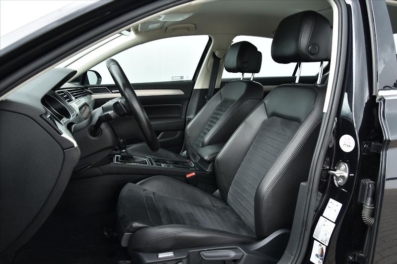 Volkswagen Passat 2.0TDi 110kW DSG LED HIGHLINE - fotka 10 z 27