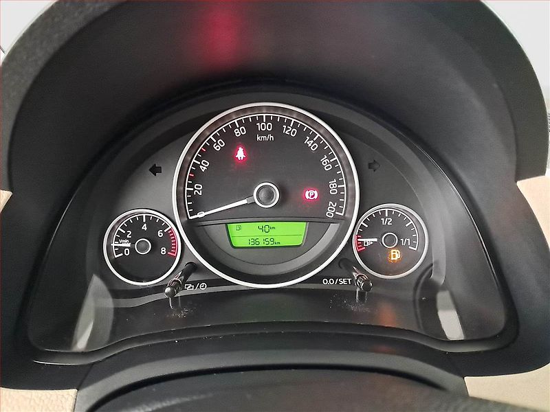 Škoda Citigo (2012) 1.0 MPI - fotka 11 z 15