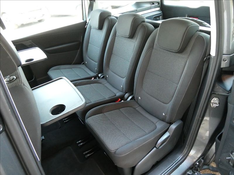 Volkswagen Sharan 2,0 TDi 110kW webasto, 2x kola - fotka 25 z 50