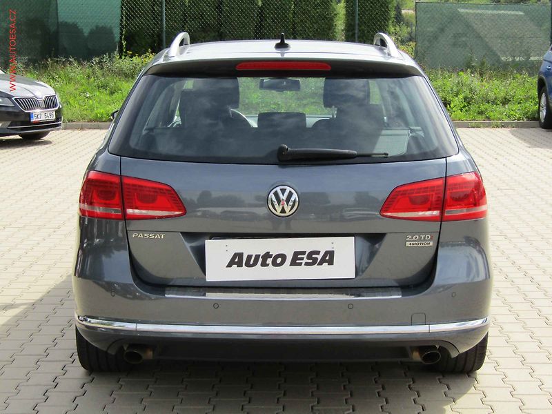 Volkswagen Passat (2014) 2.0TDi 4x4, 1.maj, DSG - fotka 5 z 17