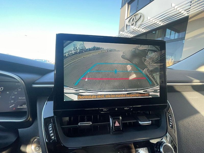 Toyota Corolla 1.8 Hybrid Comfort Tech - fotka 28 z 28