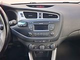 Kia Ceed (2013) 1.4 16V, 2.maj,ČR, AC, TZ - náhled 12