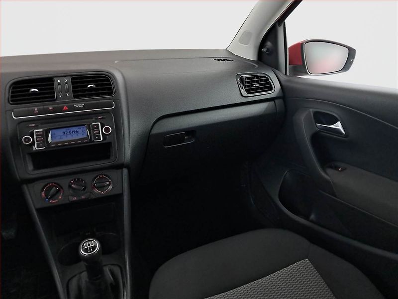 Volkswagen Polo (2010) 1.2 12V, nová STK - fotka 8 z 17