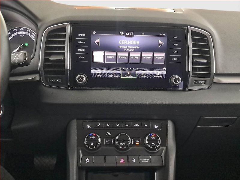 Škoda Karoq (2021) Ambition 2.0 TDI - fotka 12 z 25