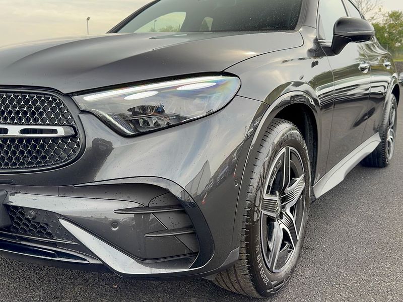 Mercedes-Benz GLC 220 d 4MATIC kupé - fotka 9 z 34