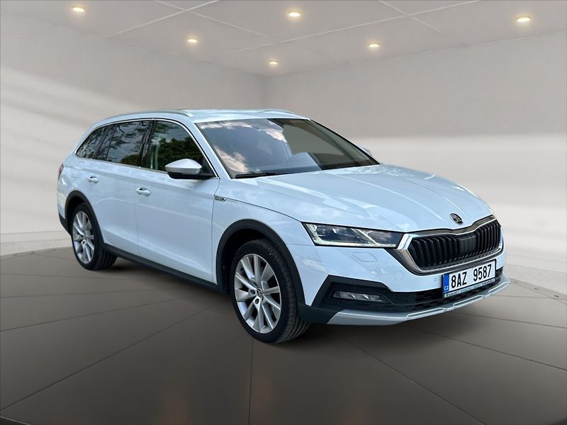 Škoda Octavia 2,0 TDI 147 Scout 4x4 AT - fotka 1 z 11