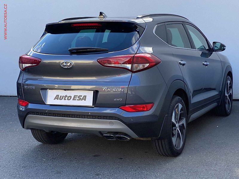Hyundai Tucson (2017) 2.0CRDi 4x4, 1.maj,ČR, Style - fotka 4 z 20