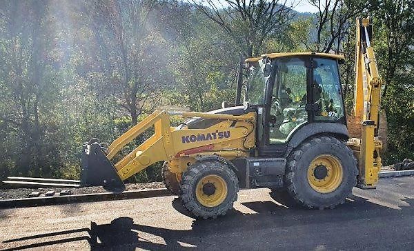 Komatsu (2020) WB97 R8 SPZ 85kw 5lopat - fotka 7 z 14