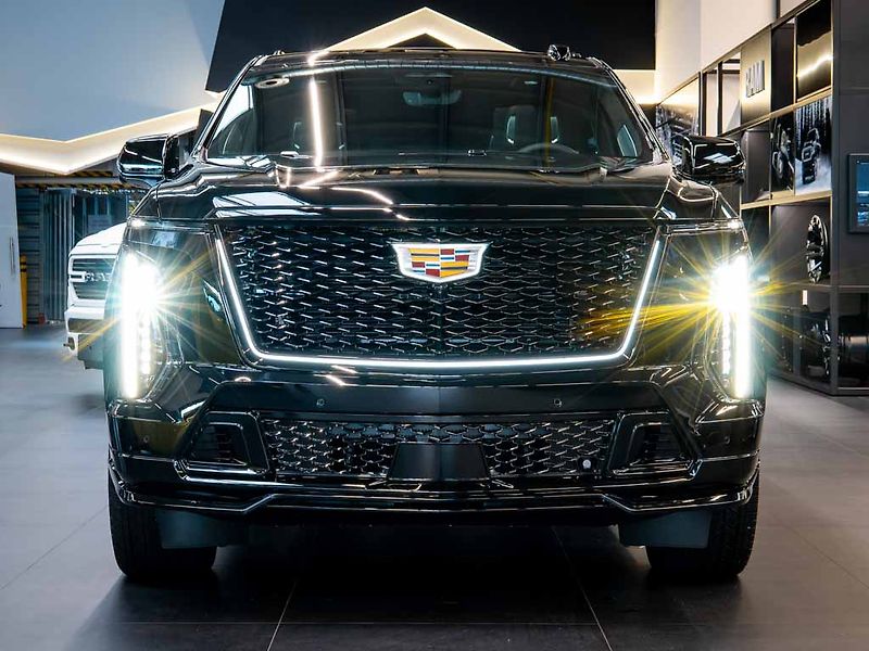 Cadillac Escalade (2025) 6.2 V Supercharged 682 HP 2025 - fotka 12 z 46