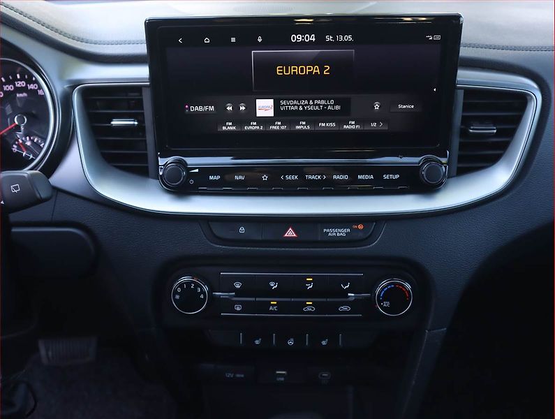 Kia Ceed (2024) Spin 1.5 T-GDI - fotka 12 z 23