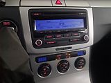 Volkswagen Passat (2009) Comfortline 2.0 TDI - náhled 12