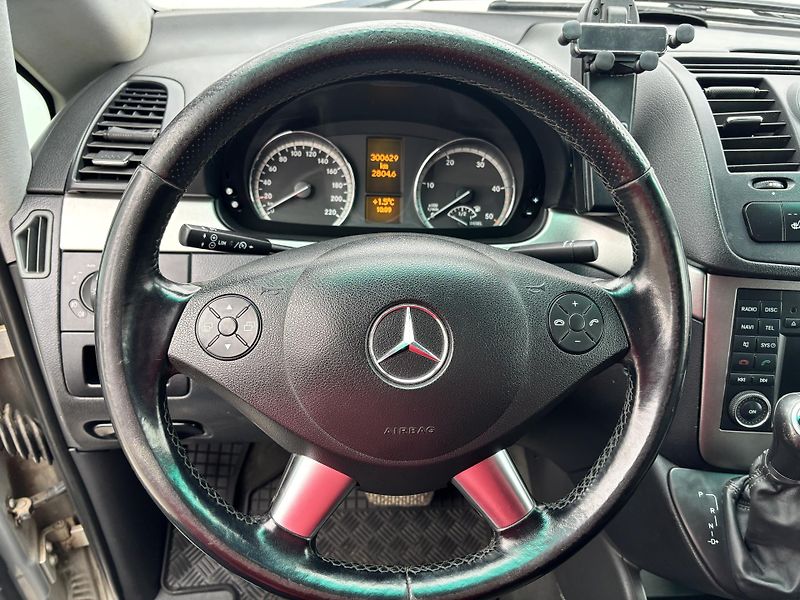 Mercedes-Benz Viano (2011) 3.0CDI V6 165KW  - fotka 20 z 25