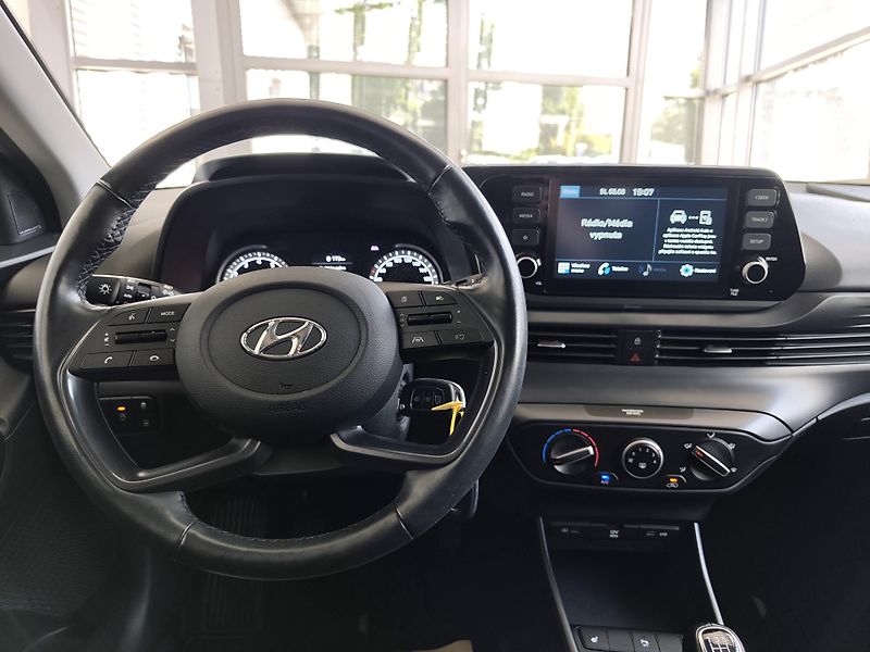 Hyundai Bayon (2021) 1.2i 62kW Smart Climate - fotka 11 z 21