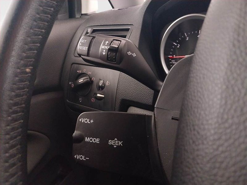 Ford C-MAX (2010) 1.6, Serv.kniha, po STK - fotka 15 z 17