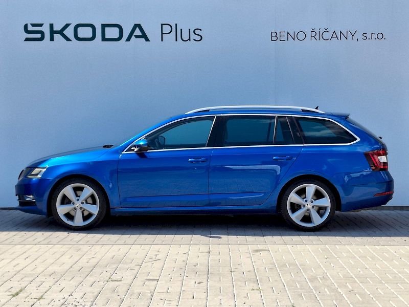 Škoda Octavia (2019) Combi Style Plus DSG 2,0TSi 14 - fotka 3 z 34