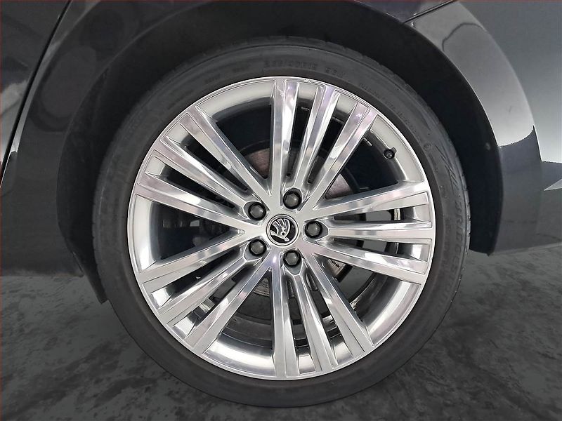 Škoda Superb (2019) Style 2.0 TDI, Automat, Kůže - fotka 15 z 22