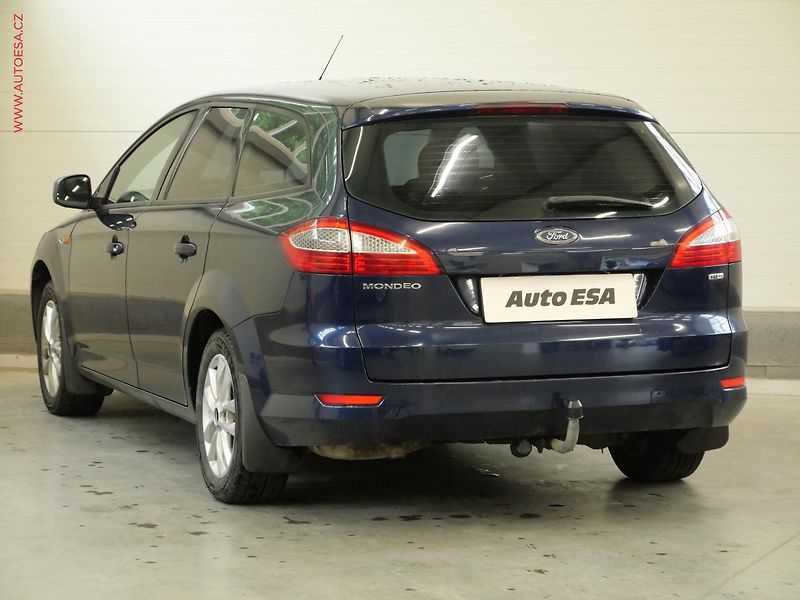 Ford Mondeo (2010) 2.0 TDCi, AC, TZ - fotka 6 z 22