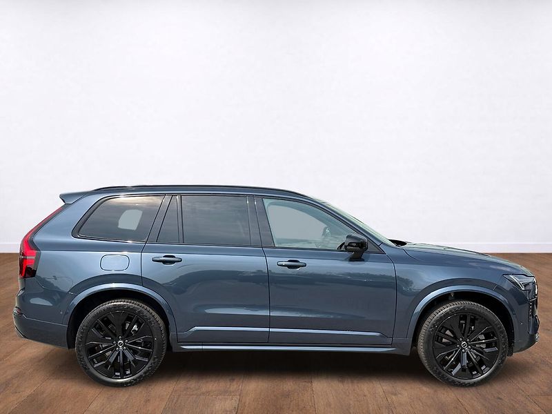 Volvo XC90 B5 PLUS Black Edition, Vzduch - fotka 6 z 25