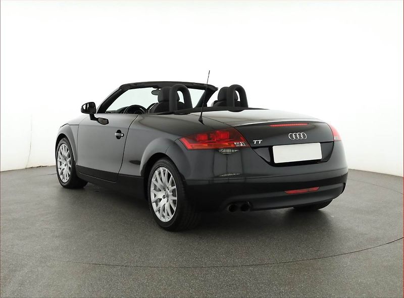 Audi TT (2008) 2.0 TFSI, ČR,1.maj, Serv.kniha - fotka 4 z 22