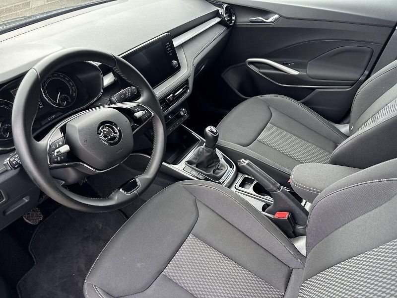 Škoda Fabia (2023) 1.0 TSI Style - fotka 6 z 27