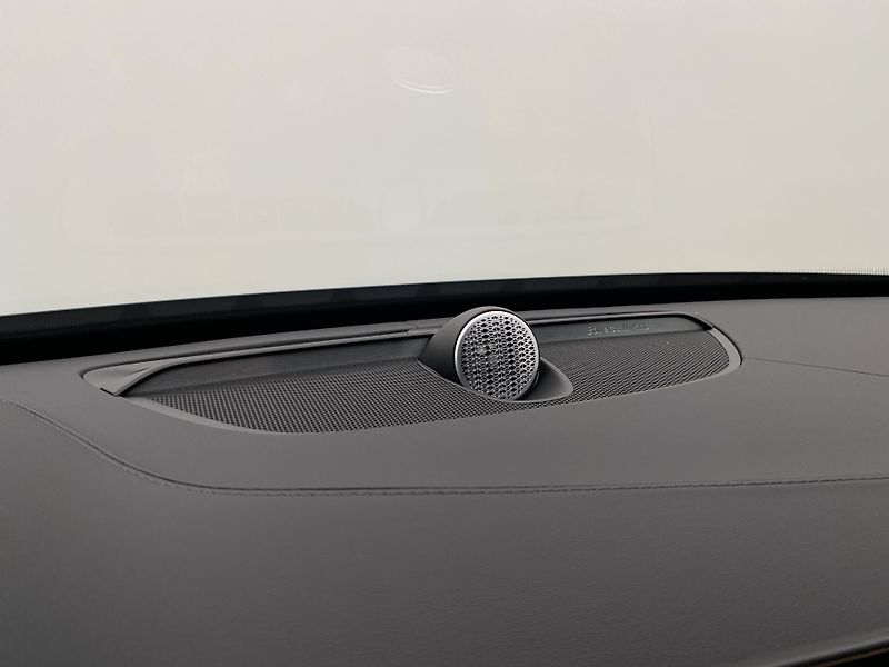 Volvo XC90 (2026) T8 AWD Plug-in BRIGHT ULTRA - fotka 36 z 75