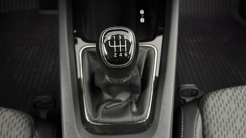Škoda Octavia 1.0 TSI Style - fotka 23 z 26