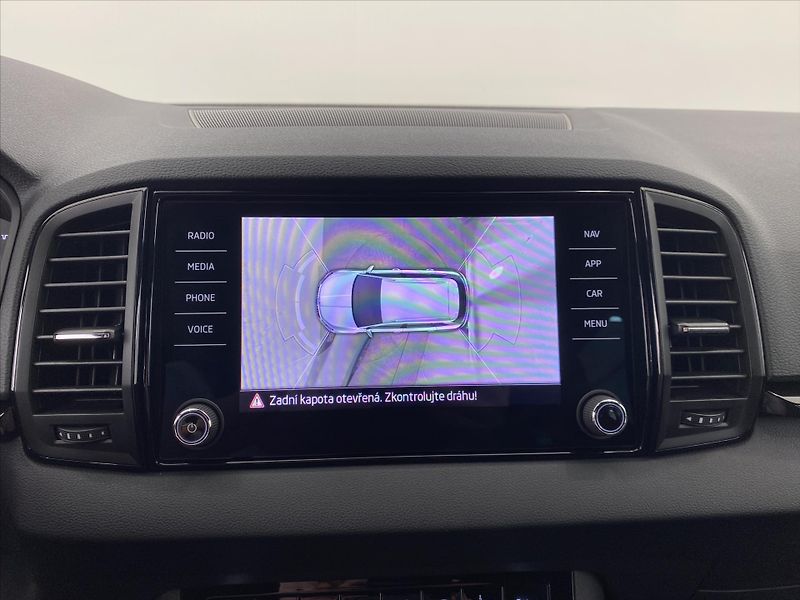 Škoda Karoq 2,0 TDI 110kW DSG SportLine - fotka 15 z 28