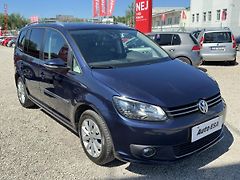 Volkswagen Touran (2011) 2.0 TDi, DSG, bixen, park - fotografie inzerátu