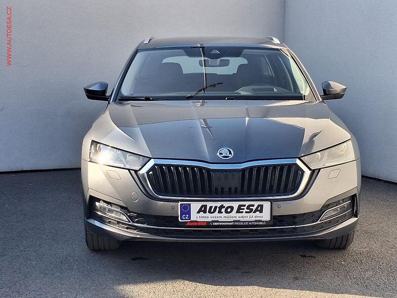 Škoda Octavia (2022) 2.0 TDi 4x4, Style, DSG, TZ - fotka 2 z 17