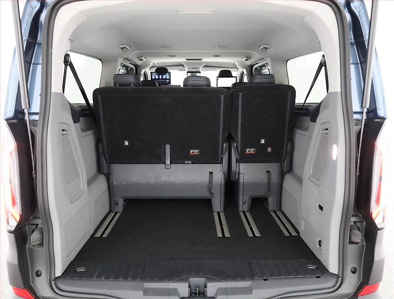 Ford Tourneo Custom (2025) Active 2.0 EcoBlue AWD, ČR - fotka 20 z 21