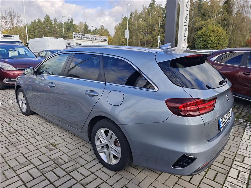 Kia Ceed SW 1,4 T-GDI  TOP - fotka 4 z 22