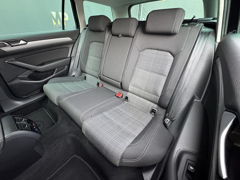 Volkswagen Passat (2020) 2.0TDi 140kW DSG Business, RZV - fotka 14 z 41