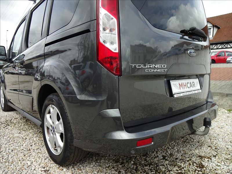Ford Tourneo Connect 1.0 ECOBOOST TITANIUM - fotka 14 z 49